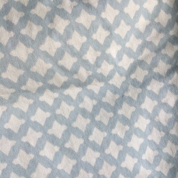 ⚪ 3/$15 GAP Girlfriend lattice pattern 6" Shorts - Picture 2 of 12